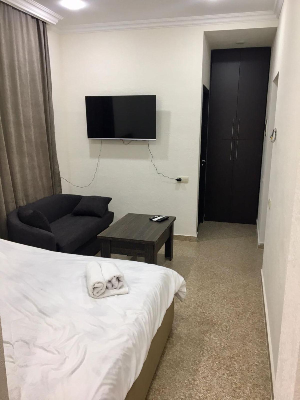 Aygestan Apartments Erévan Extérieur photo